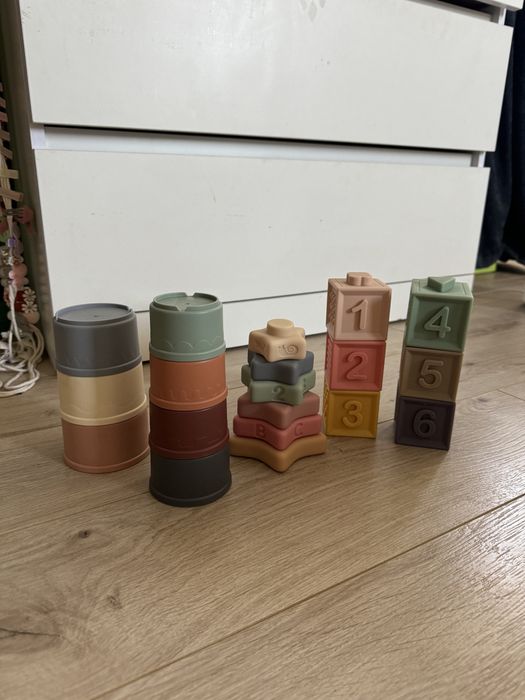 Детские игрушки, цена за все