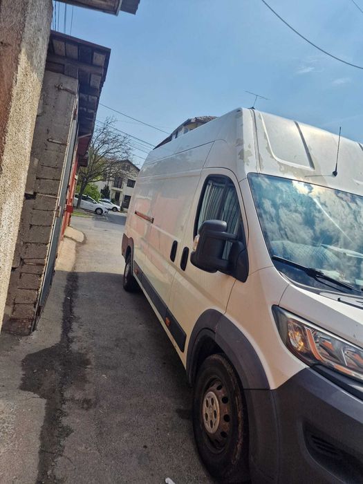 Vand autoutilitara Peugeot Boxer an 2017 cu Sirocou si pat de dormit