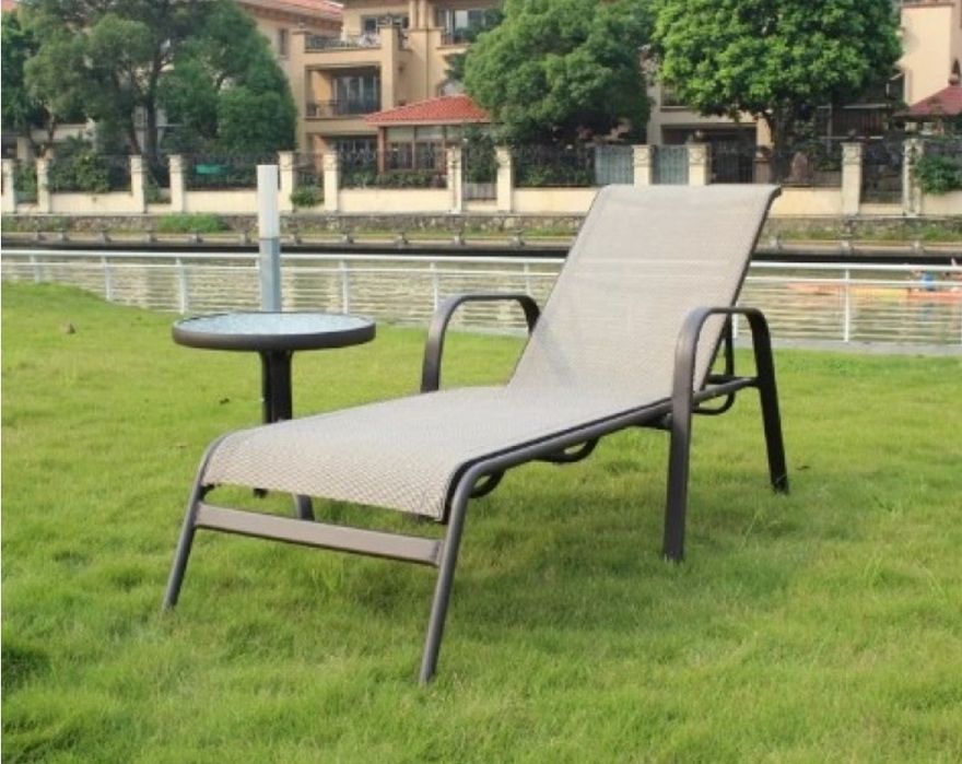 Градински Шезлонг става и на легло
