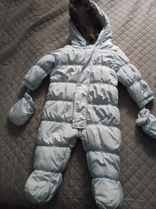 Космонавт за дете 9-12 месеца