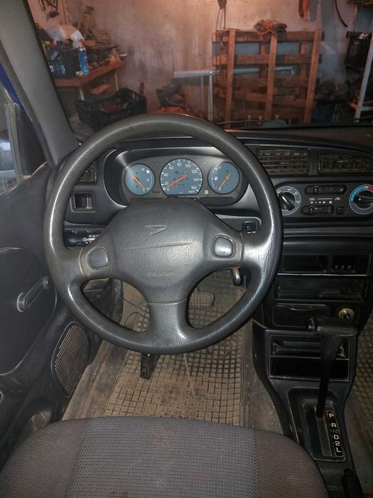 Машина Daihatsu Cuore L701