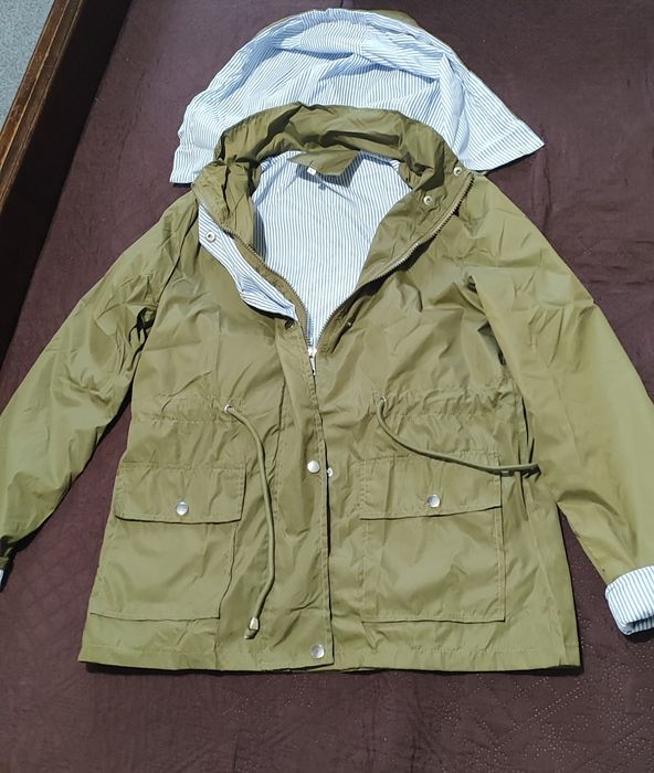 Чисто ново пролетно/лятно дамско яке размер С/М