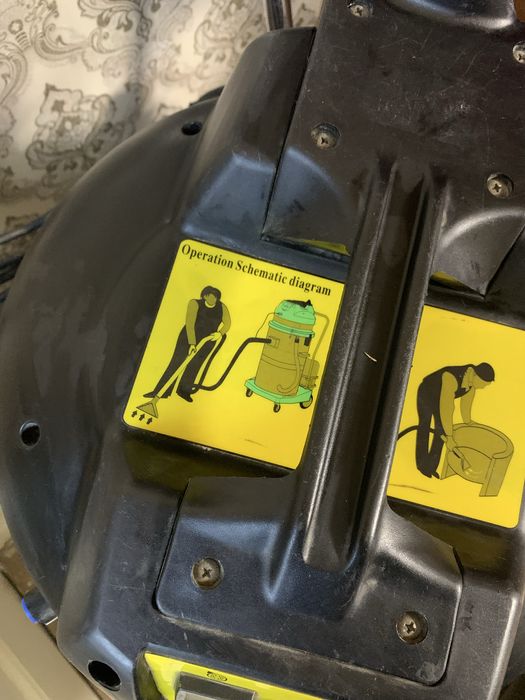 Sofa carpet cleaner sotiladi