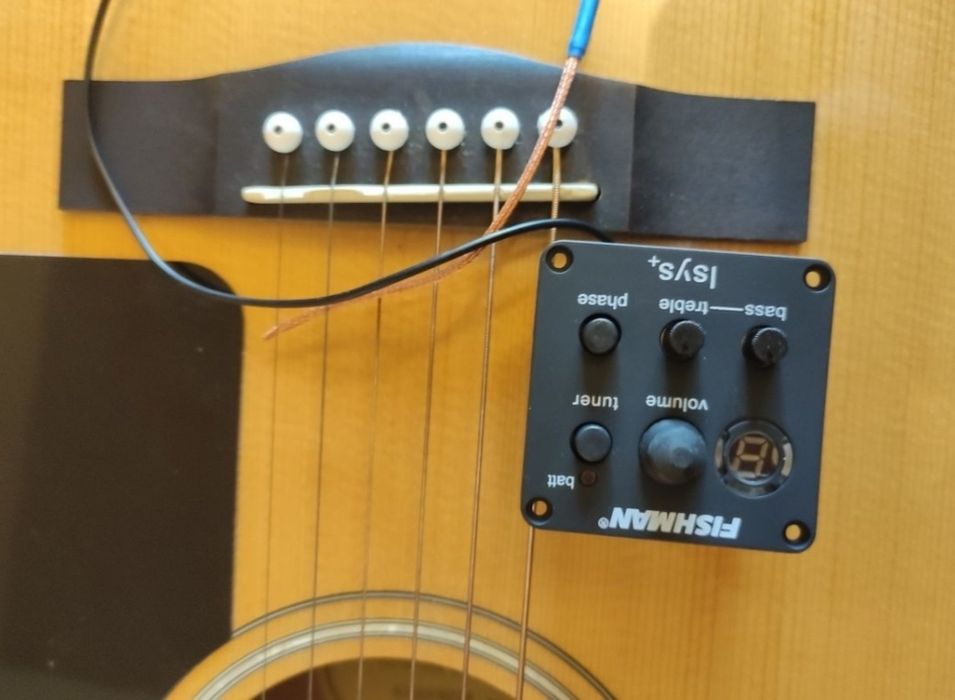 Preamplificator chitara  Fishman Isys +
