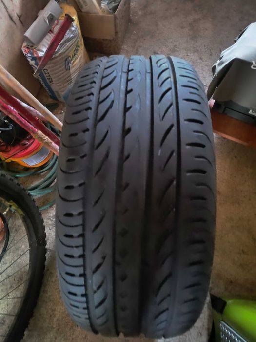 Летни гуми Пирели 245/45/18