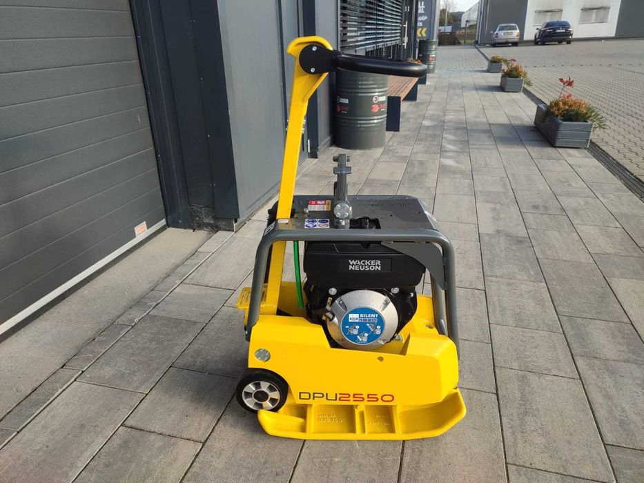 Placa vibratoare reversibila Wacker Neuson DPU 2550 H