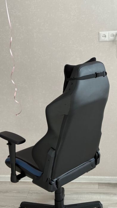 Кресло игровое Dxracer