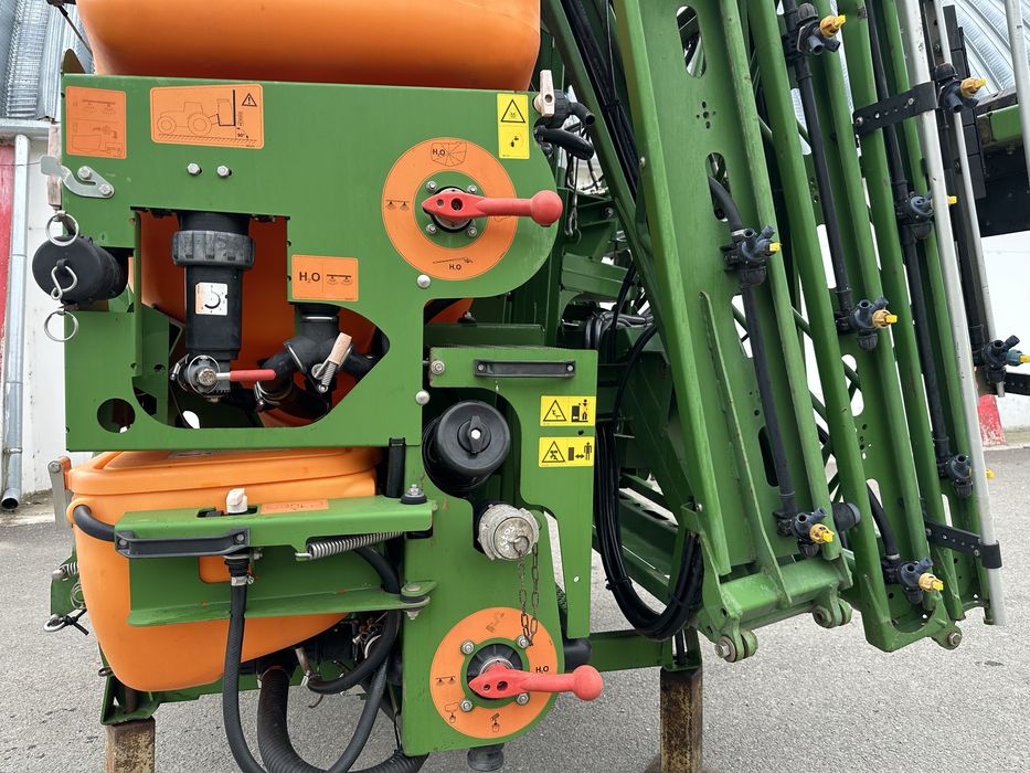 Instalatie de erbicidat AMAZONE UF 1501. 20m