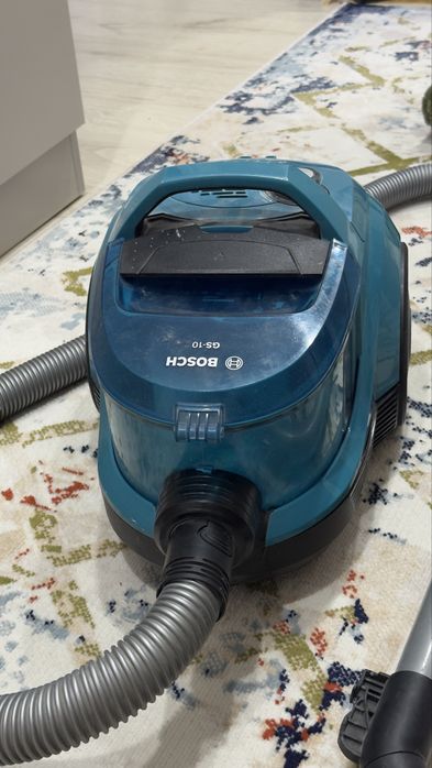 Пылесос от Bosch оригинал,