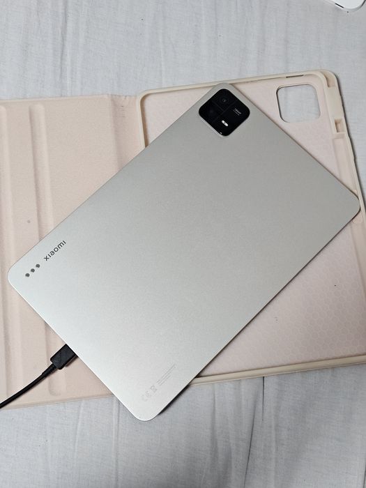 Tableta Xiaomi Pad 6, 11", 6GB RAM, 128GB, Champagne + Husă Roz + Creion