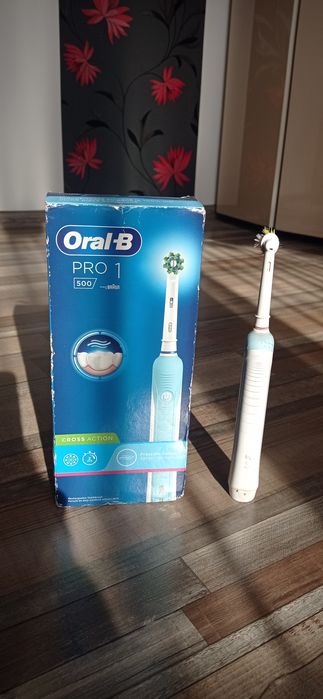 Periuță electrică Oral B 500
