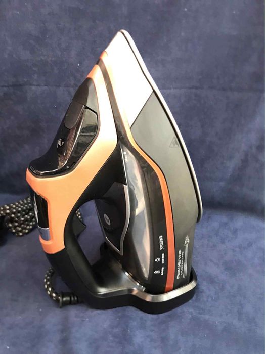 Парна ютия Rowenta Steamforce Pro 3200W