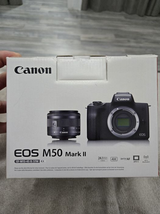 Фотоаппарат Canon