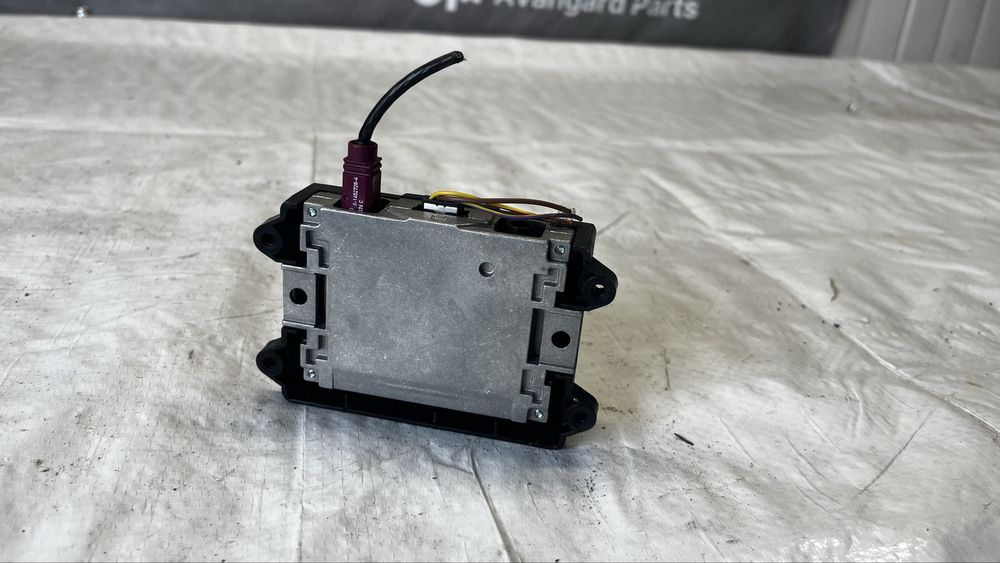 Audi антена усилвател