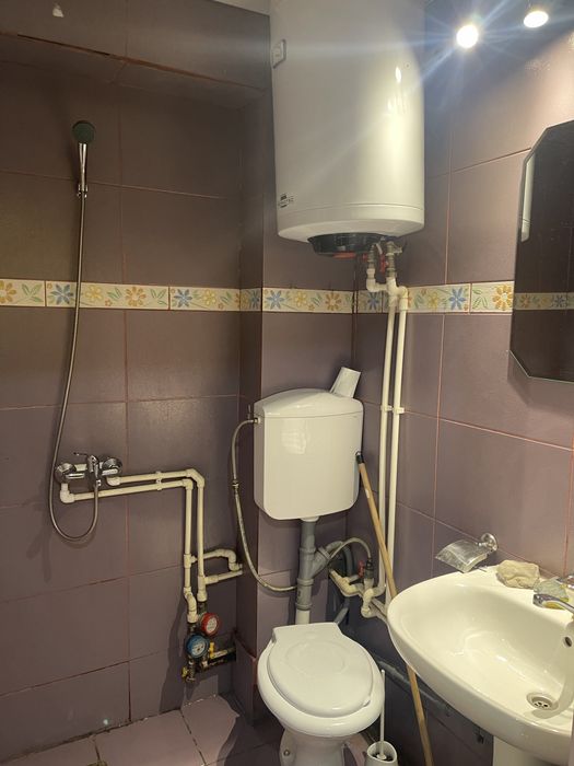 De inchiriat Ap cu o camera Tiglina 1 A-uri
