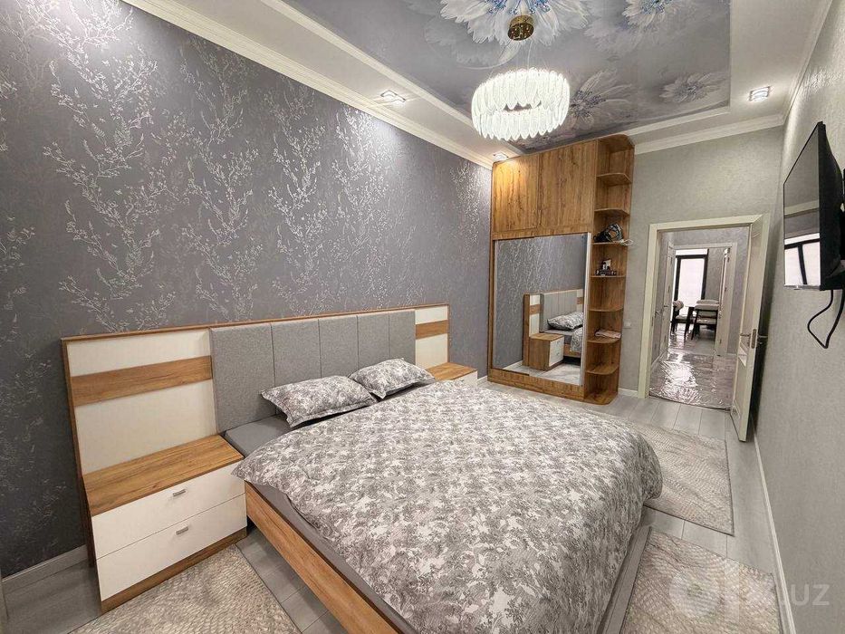 Dream House Продается 2 комнатная квартира ремонт 8-роддом, Глинка