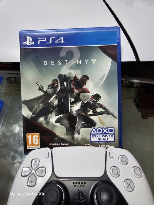 Ps5 cu maneta si 3 jocuri