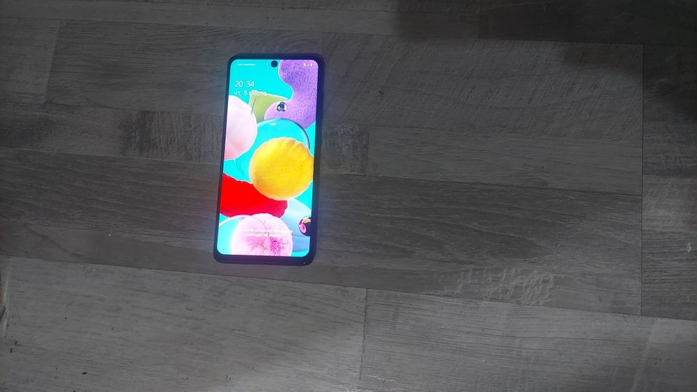 Samsung Galaxy A51