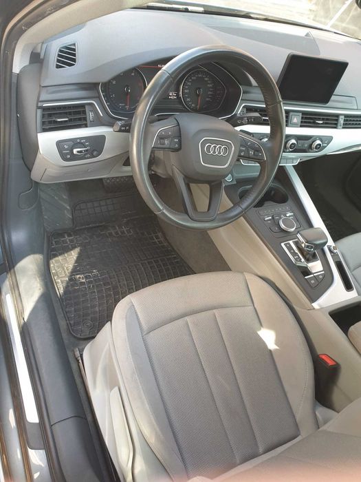 Vand AUDI A4 Limousine