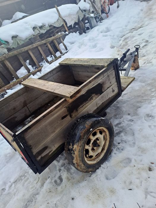 Vand remorcuta pentru atv sau motocoltor..1200lei negociabil