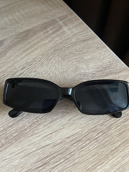 Очки солнцезащитные