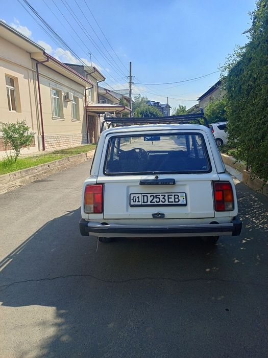 Sotiladi Vaz 2104