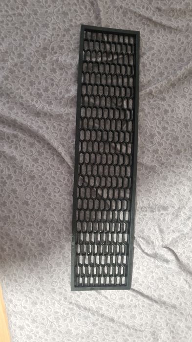 Grilă bară față bmw f30