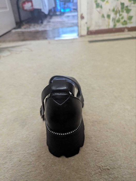 Женские лоферы б/у 39 размер