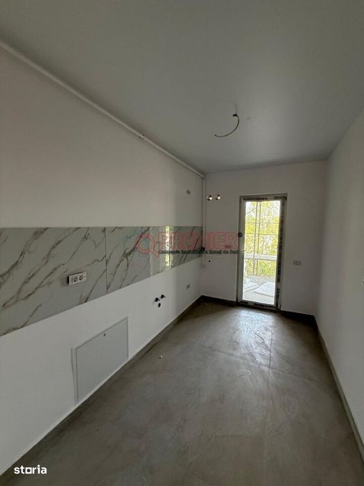 Metrou Aparatorii Patriei - Garsoniera 39 mp - incalzire pardoseala — fotografia 1
