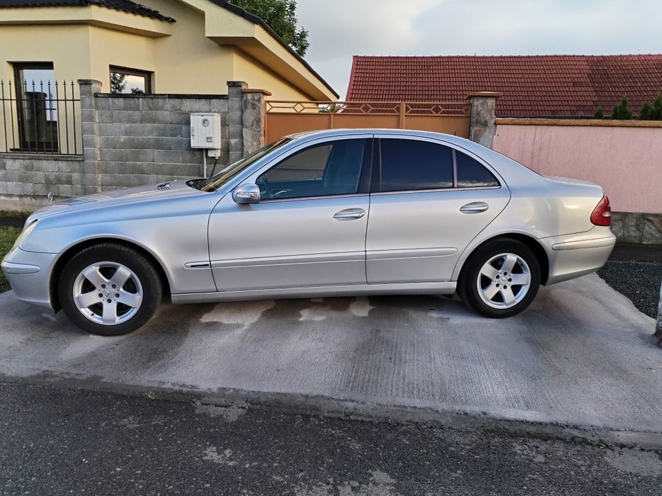 MERCEDES-BENZ E-Class 2004 — imagine 3