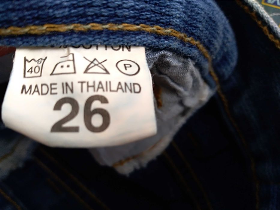 Качество супер, Таиланд. Новые бермуды из плотной джинсовой ткани.