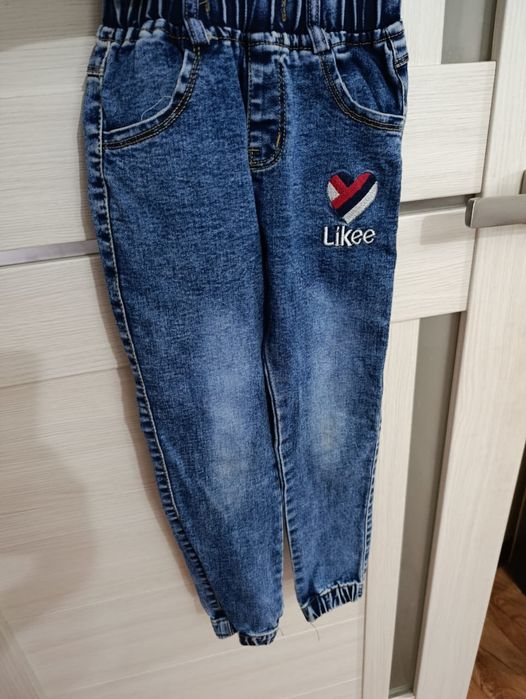 Продам  джинсы, размеры разные