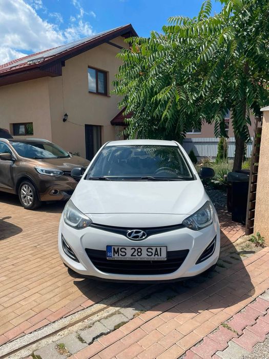HYUNDAI i20 2015 — imagine 5