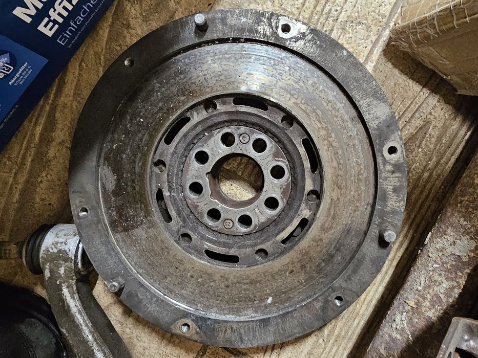 Части е36/е39/е38 Маховик, притискател, стопове бмв м50/м52