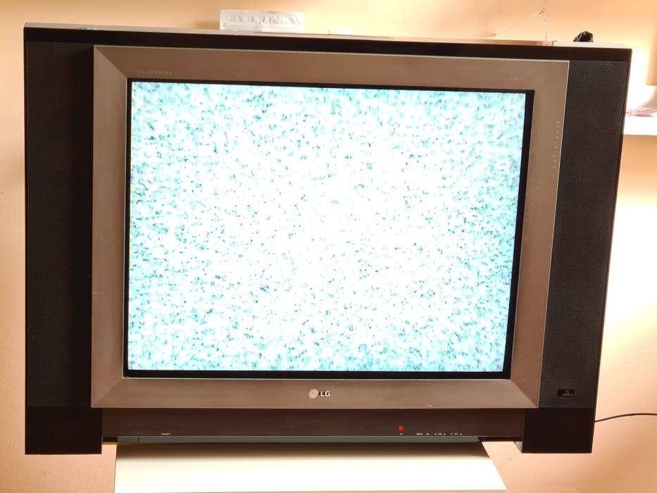 Телевизор LG Lafinion 72