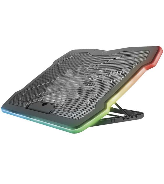 Лаптоп ASUS TUF F17 GTX 1650, Ryzen 7 4800H, 1TBssd, 16GB RAM