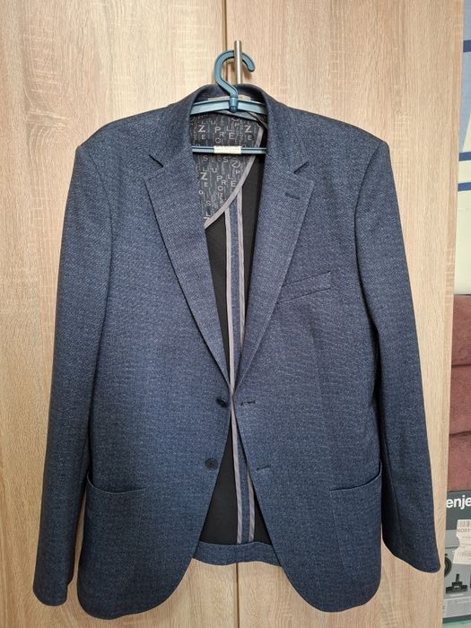 Пиджак полуприталенный