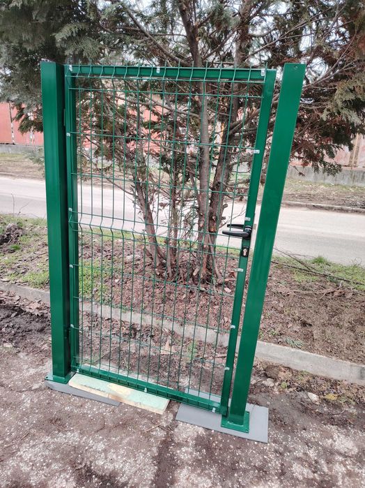 Дворна врата готова за монтаж!