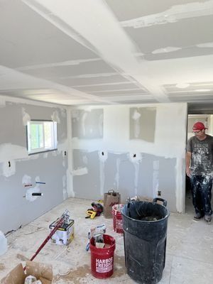 Renovări Apartamente și Case în Mangalia Finisaje Interioare Complete