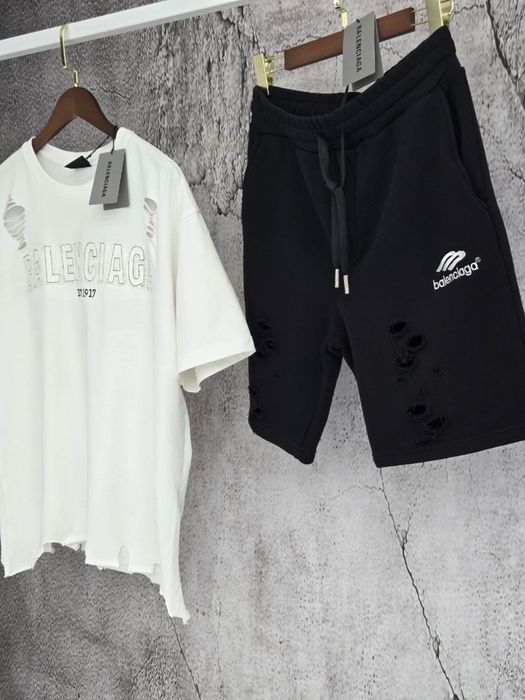 Compleu Balenciaga Calitate TOP