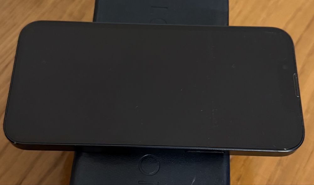 Iphone 13 mini baterie 100