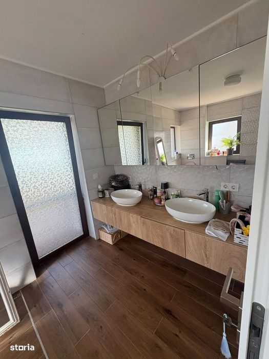 Casa Moderna  langa Cluj - SU 166MP I Teren 750MP I Strada Privata
