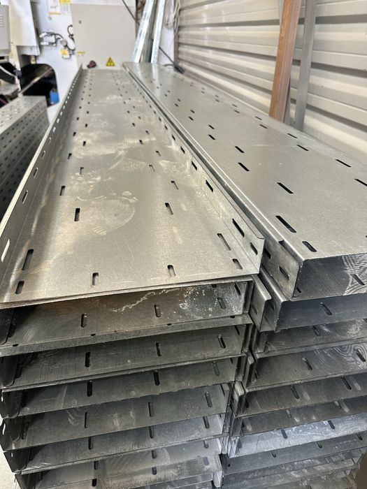 Лоток | Латок перфорированный | 100х50х3000 0,7мм | ZAVOD | MGW-26