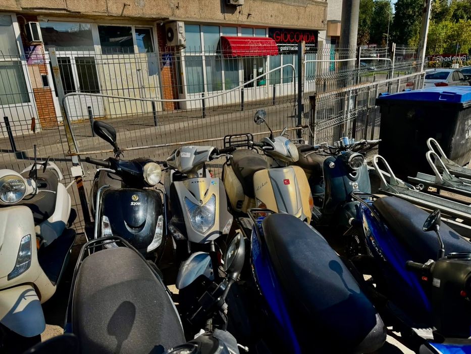 Vand scuter kymco/Sym/la souris 50cc-125cc si fara permis