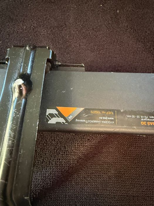 T jep pistol de cuie capse pe acumulator si gaz