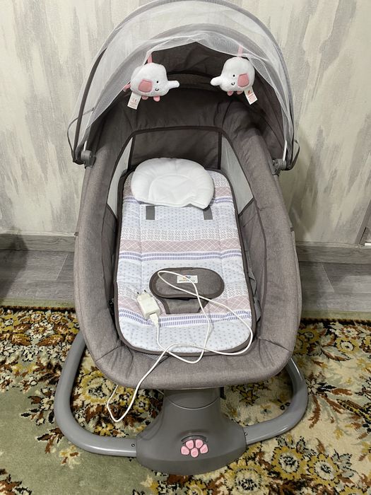 Детский шезлонг с музыкой