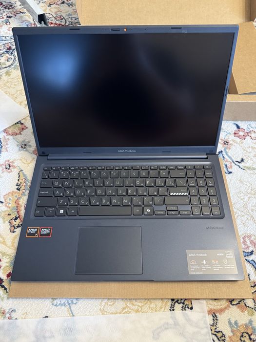 Ноутбук ASUS Vivobook 15 15.6” / 16 Гб / M.2 512 Гб