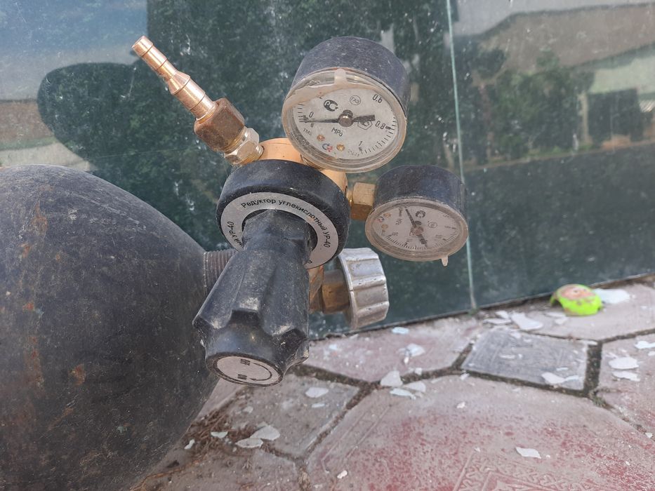 Pivo aparat kislorod balon bilan