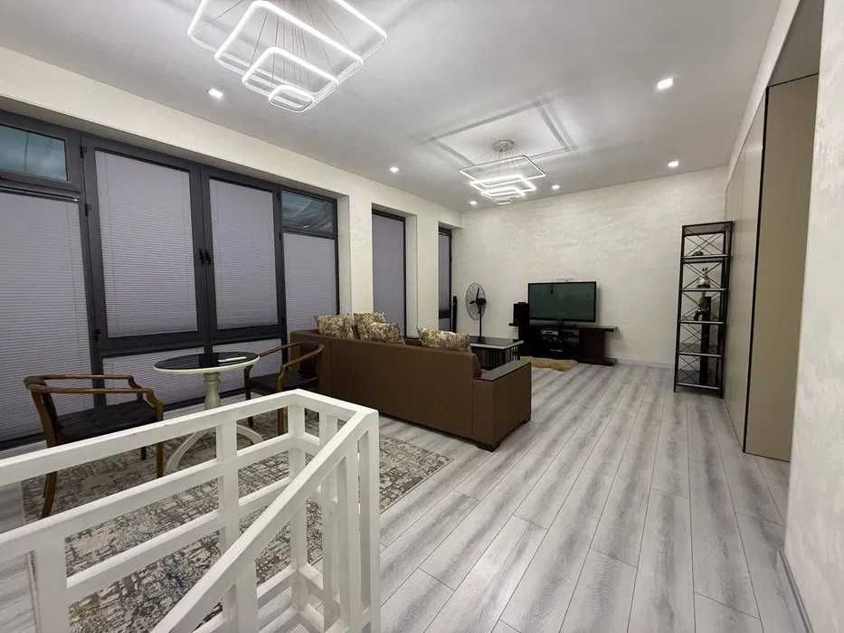 Сдаётся Евродом 3,3-соток в Алмазарском районе / id9097 /