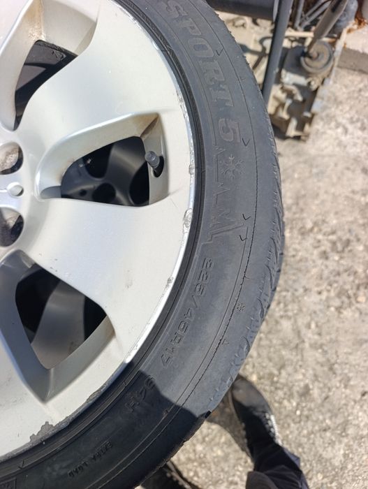Продавам джанти с гуми 5х120 BMW 17ки